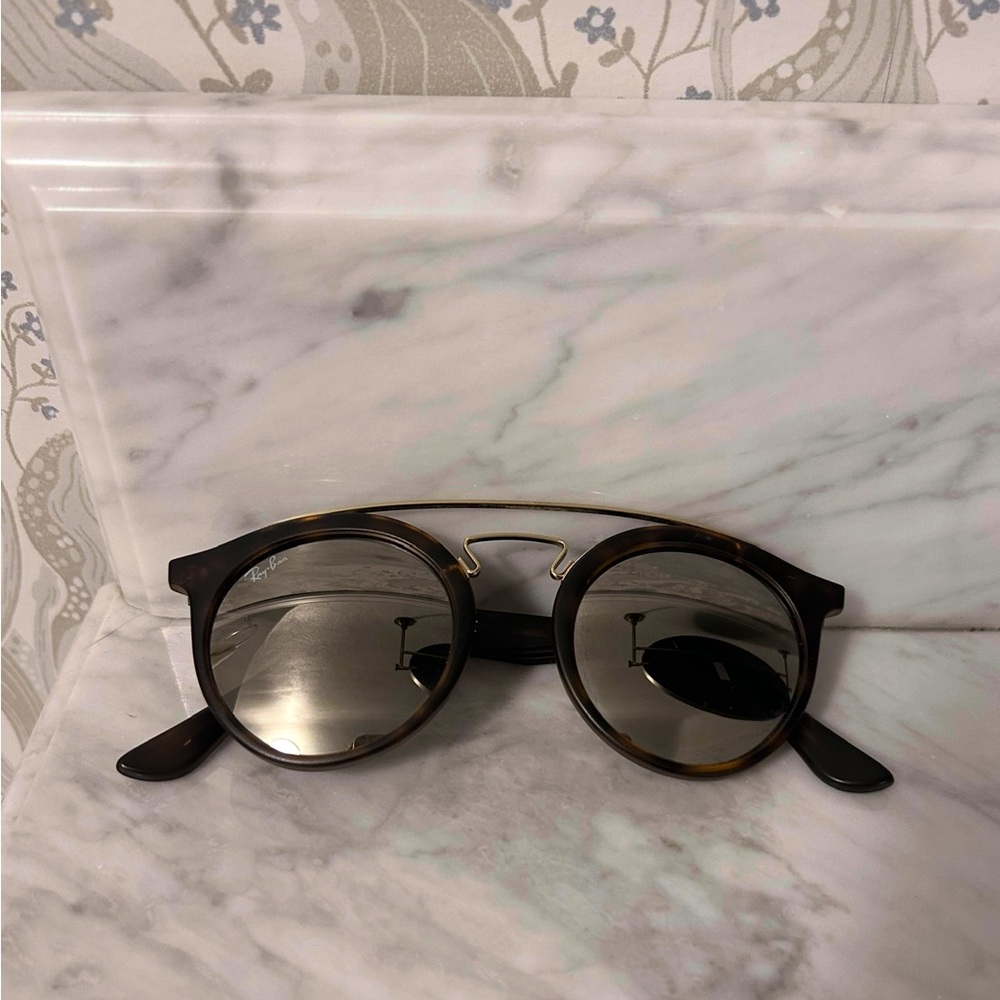 Ray-Ban GATSBY Tortoise Frame Sunglasses with Mirror Lenses